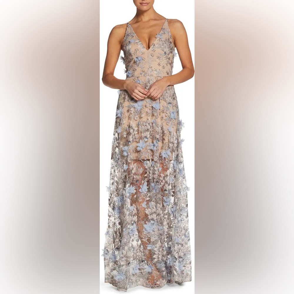 Sidney Deep V-Neck 3D Lace Gown sz L (10).